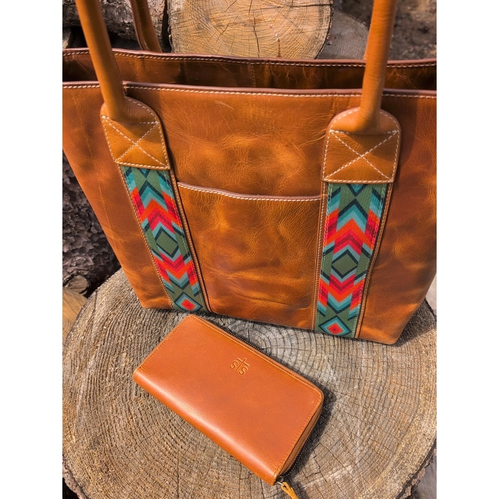 STS‎ Ranchwear Cowhide Basic Bliss Conceal Carry Tote W/Wallet